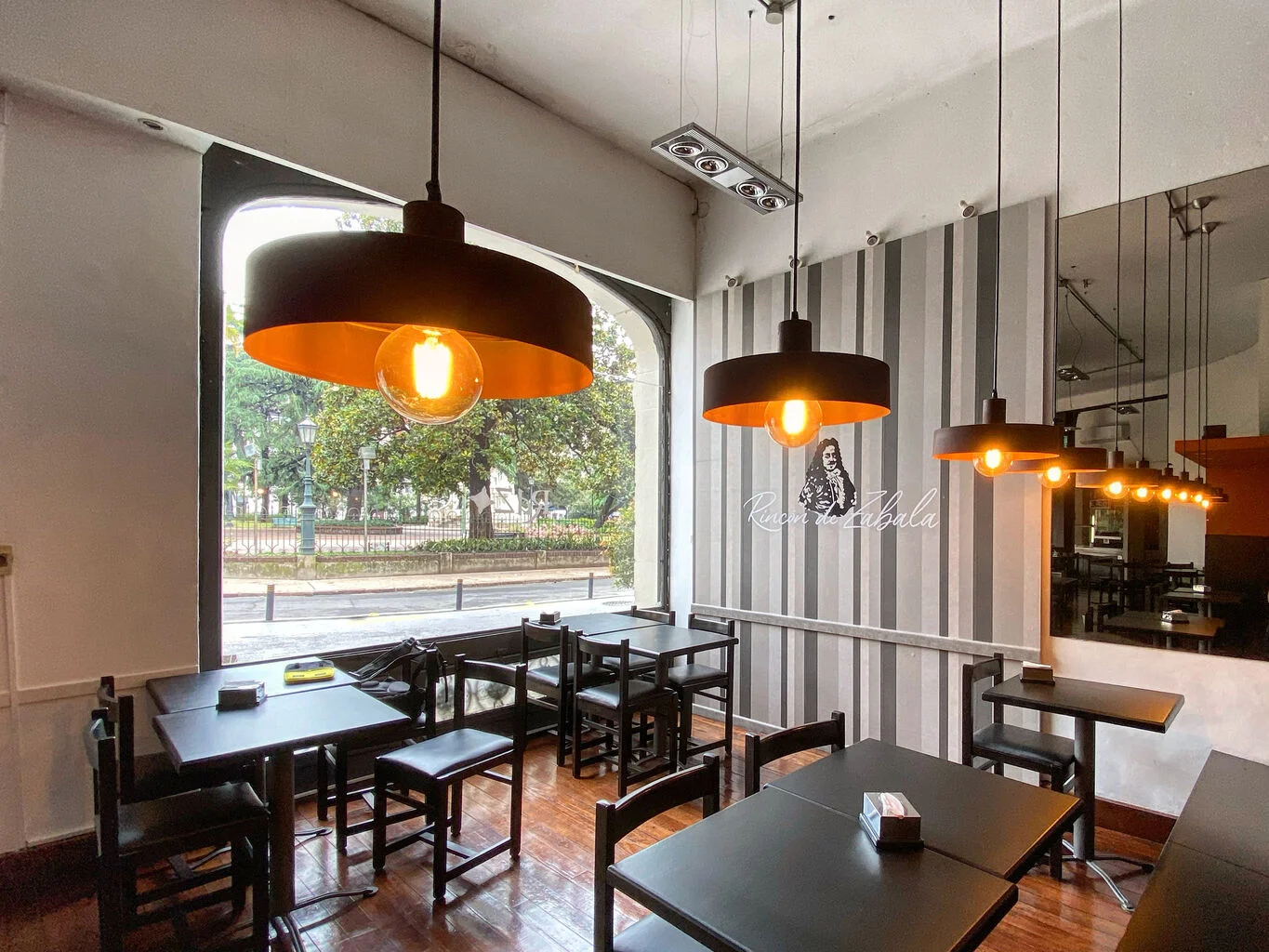 Local en Ciudad Vieja, propiedad 298401 -Imagen 5