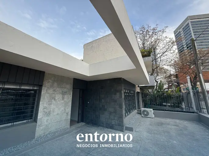 Alquiler De Casa A Mts De World Trade Center / Oficina - Local Comercial
