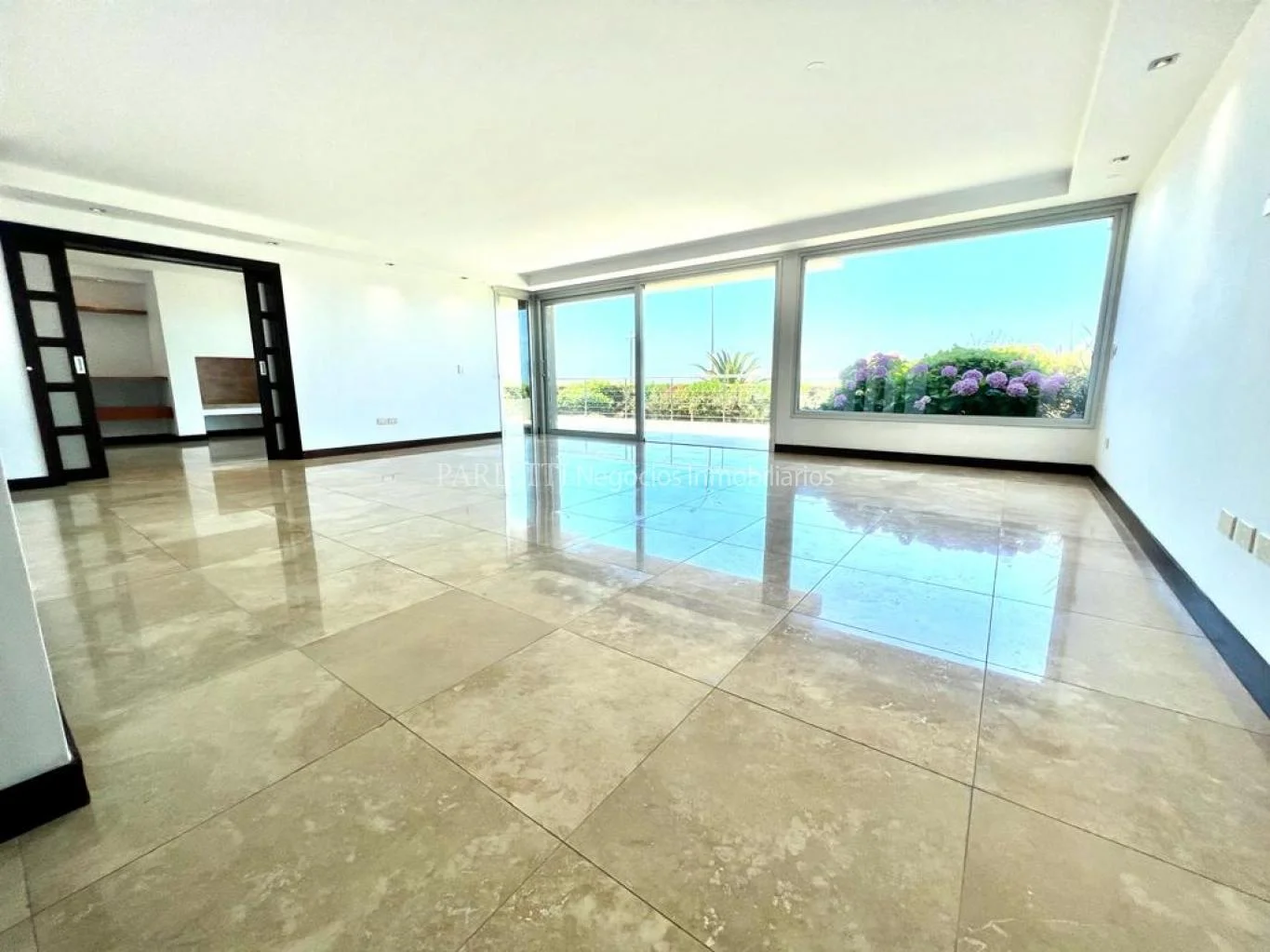 Apartamento en Carrasco, propiedad 207172 -Imagen 2