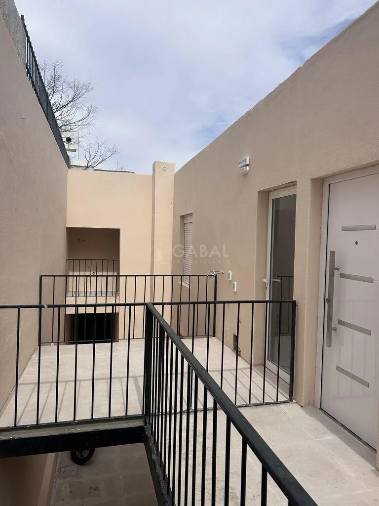 Apartamento en La Comercial, propiedad 290403 -Imagen 2