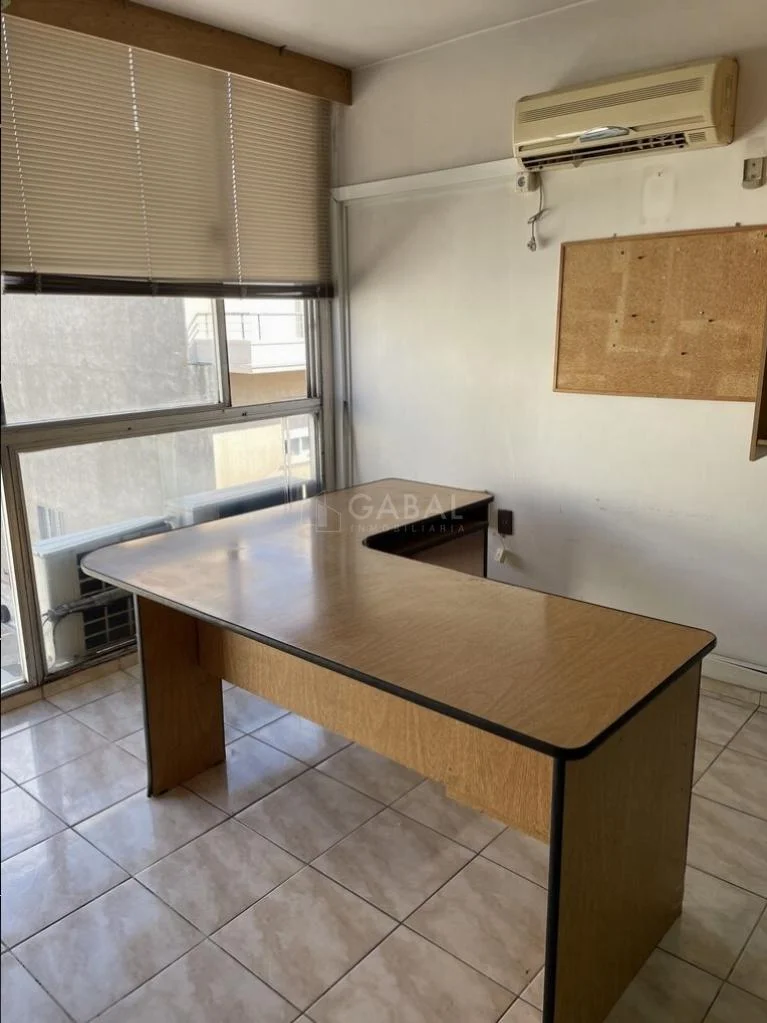 Oficina en Ciudad Vieja, propiedad 295937 -Imagen 7