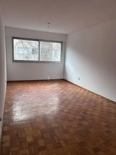 Apartamento de 2 dormitorios
