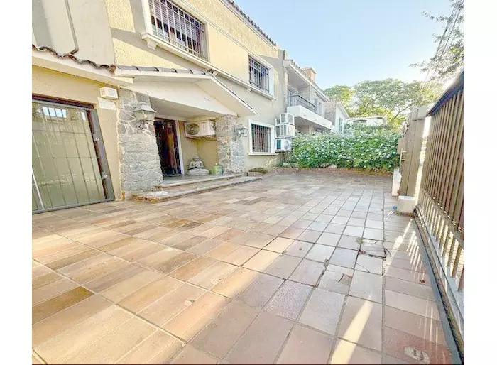 CASA PARA EMPRESAS EN POCITOS NUEVO 7 AMBIENTES