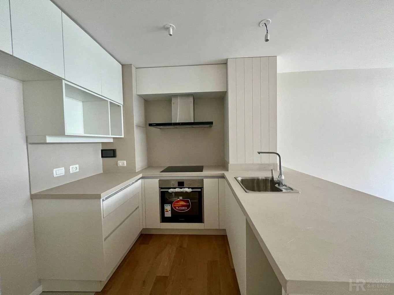 Apartamento en Av. de las Americas, propiedad 270121 -Imagen 2