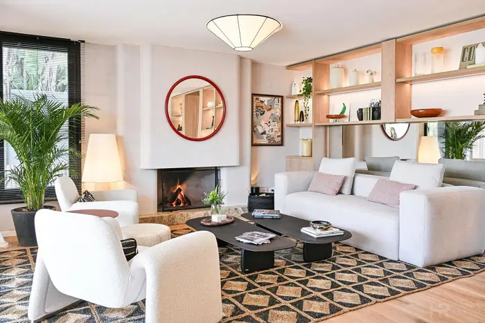 Alquiler apartamento 3 dormitorios con jardín, sobre el lago.