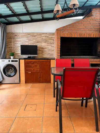 Venta Apartamento Malvin 3 Dormitorios 2 Baños, garaje, patio, barbacoa