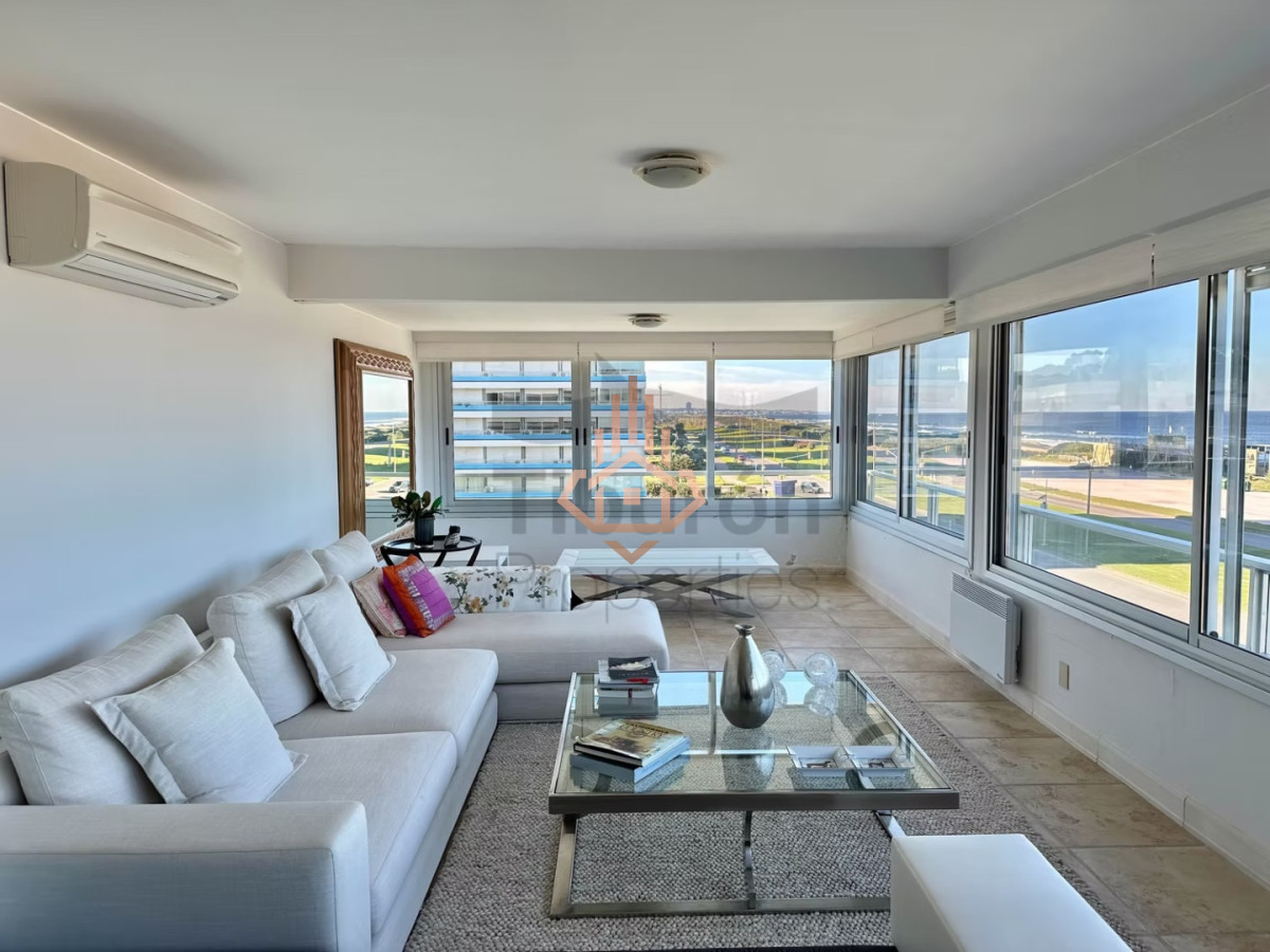 Apartamento en Playa Brava, propiedad 273758 -Imagen 2