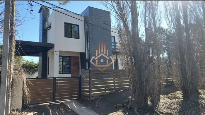 Casa en venta en Pinares - Parada 27
