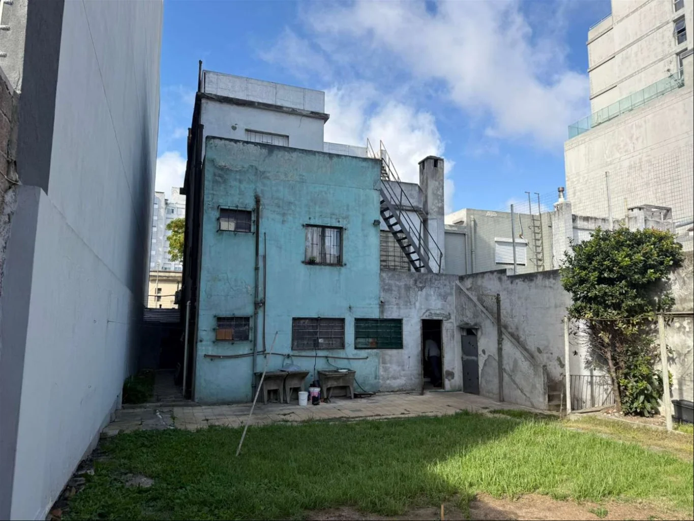 Casa en Tres Cruces, propiedad 265481 -Imagen 1