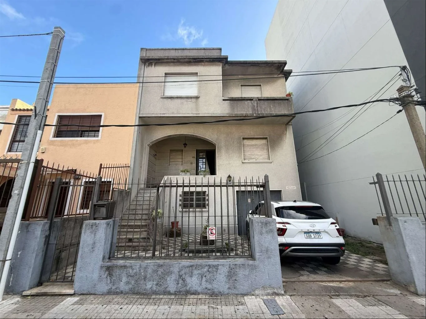 Casa en Tres Cruces, propiedad 265481 -Imagen 2