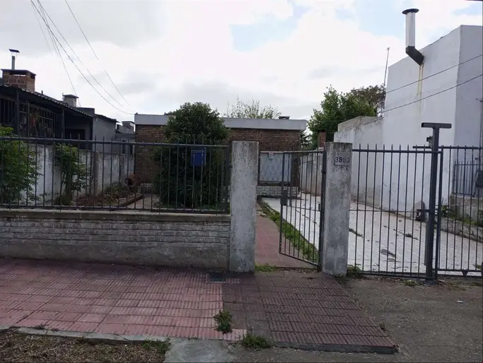 Bajó de Precio! Excelente Casa 3 dormitorios + Amplio Terreno - Aires Puros