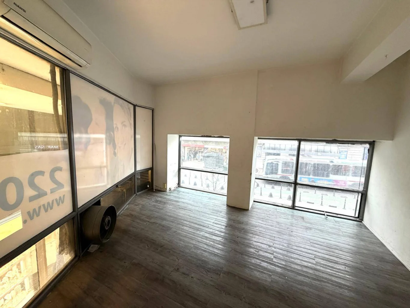 Local en Centro, propiedad 288945 -Imagen 4