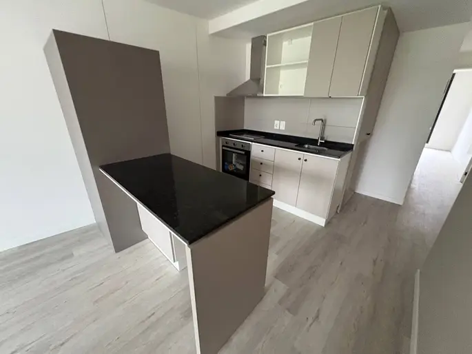 Alquiler - Apartamento a estrenar de un dormitorio con amplia terraza y garage en Tres Cruces - Ana Monterroso y Requena