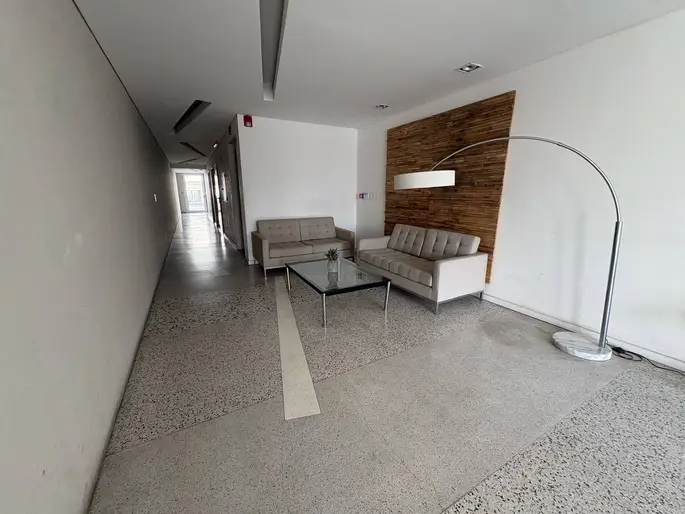 Alquiler de Apartamento en Almería con 2 dormitorios en Malvin