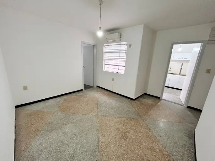 Alquiler de Apartamento en Mateo Vidal con 1 dormitorio y patio en La blanqueada