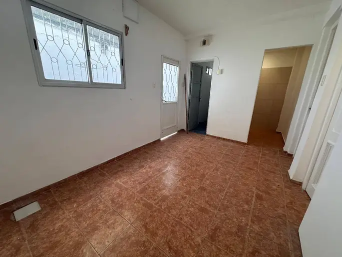 Alquiler de Apartamento en calle Juan Paullier con 2 dormitorios en La comercial