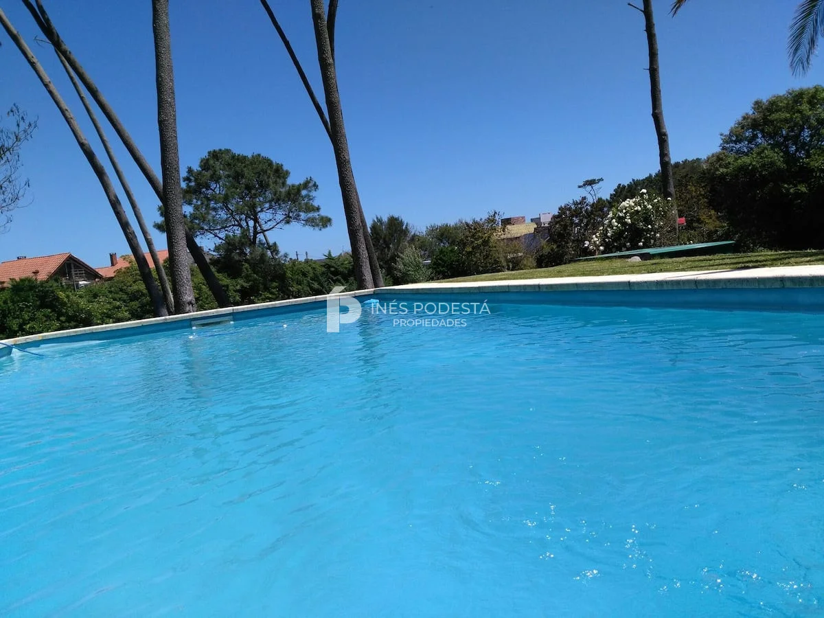 Casa en Pinares, propiedad 218109 -Imagen 3