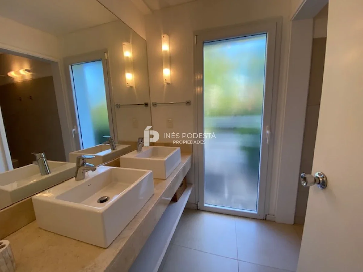 Casa en Manantiales, propiedad 218198 -Imagen 13