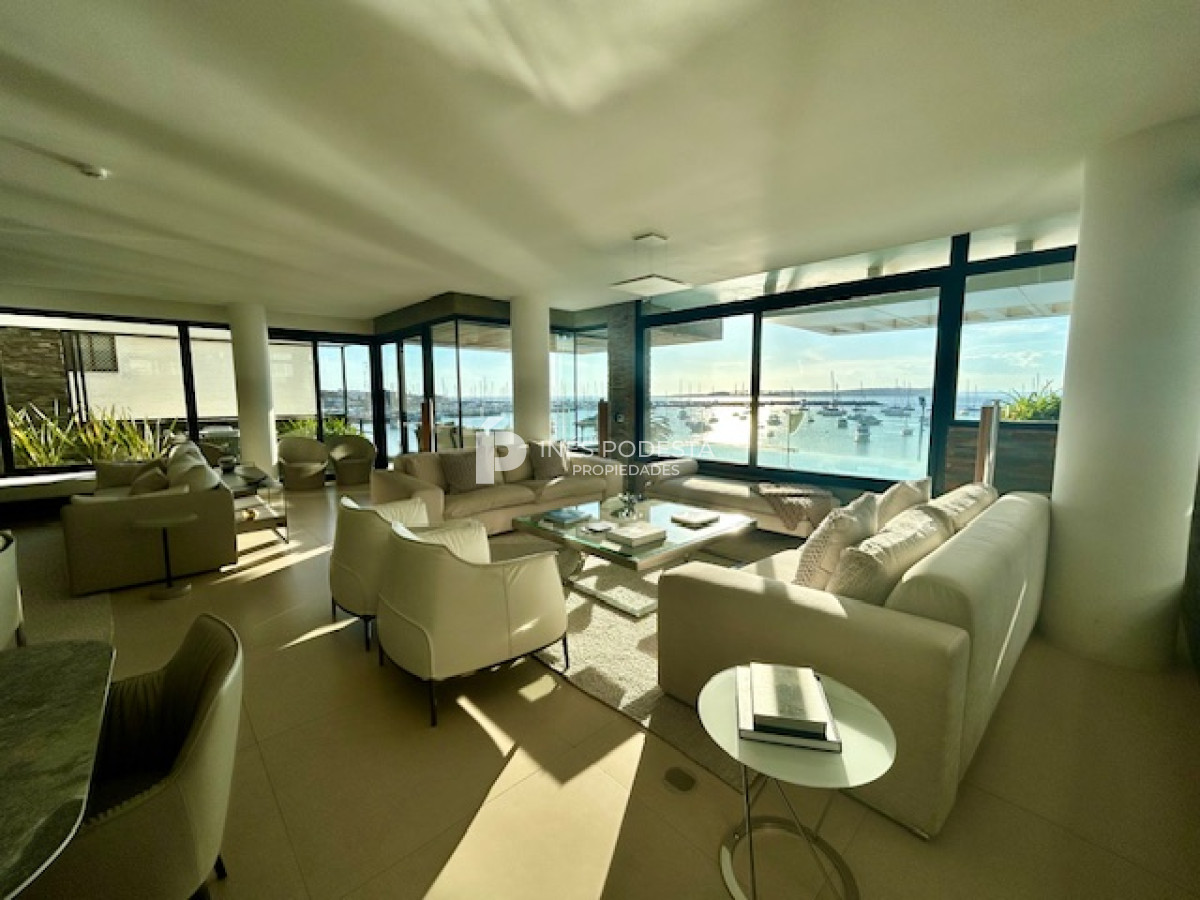 Apartamento en Puerto, propiedad 218246 -Imagen 2