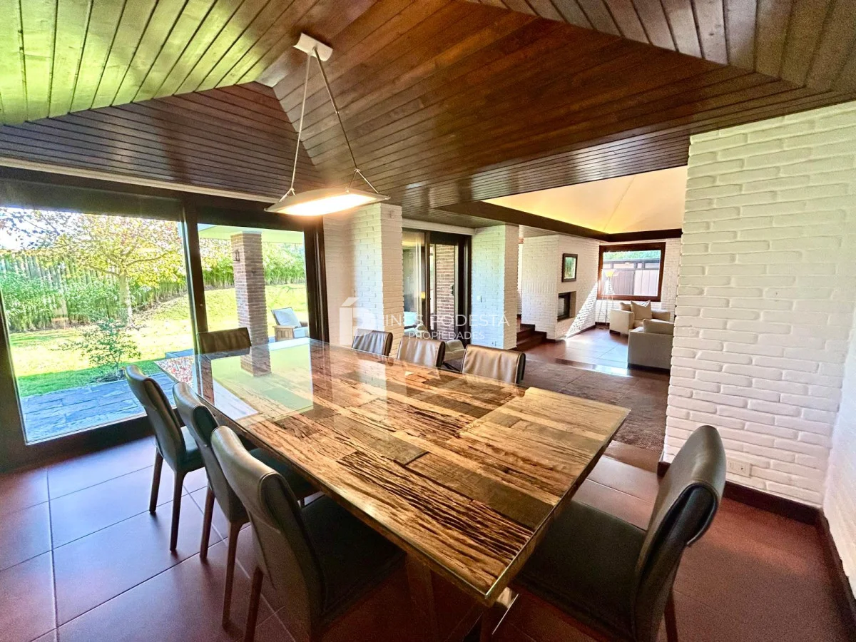 Casa en Playa Mansa, propiedad 218347 -Imagen 12