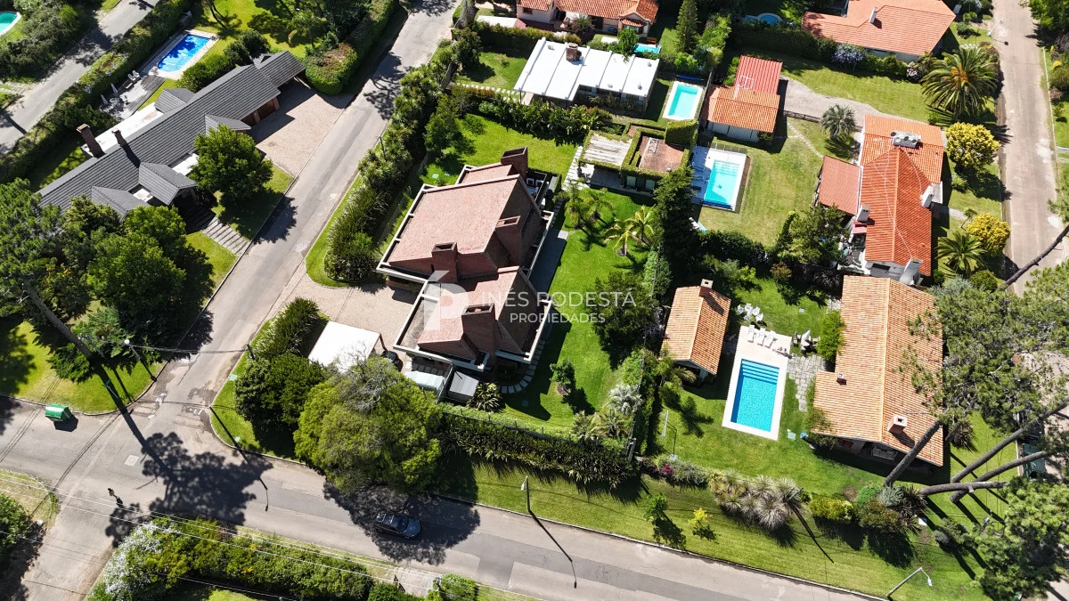 Casa en Playa Mansa, propiedad 218347 -Imagen 5