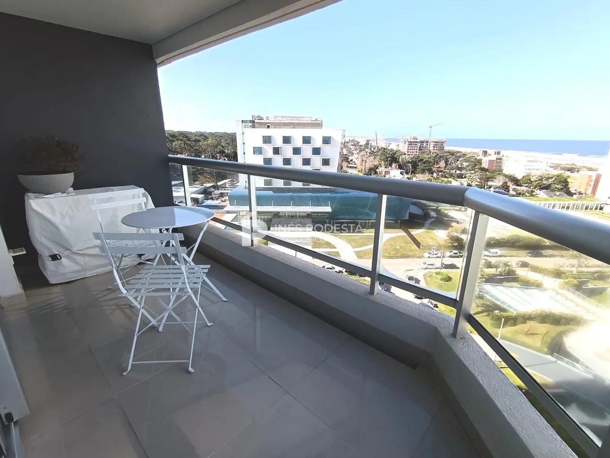 Apartamento en Playa Brava, propiedad 242741 -Imagen 2