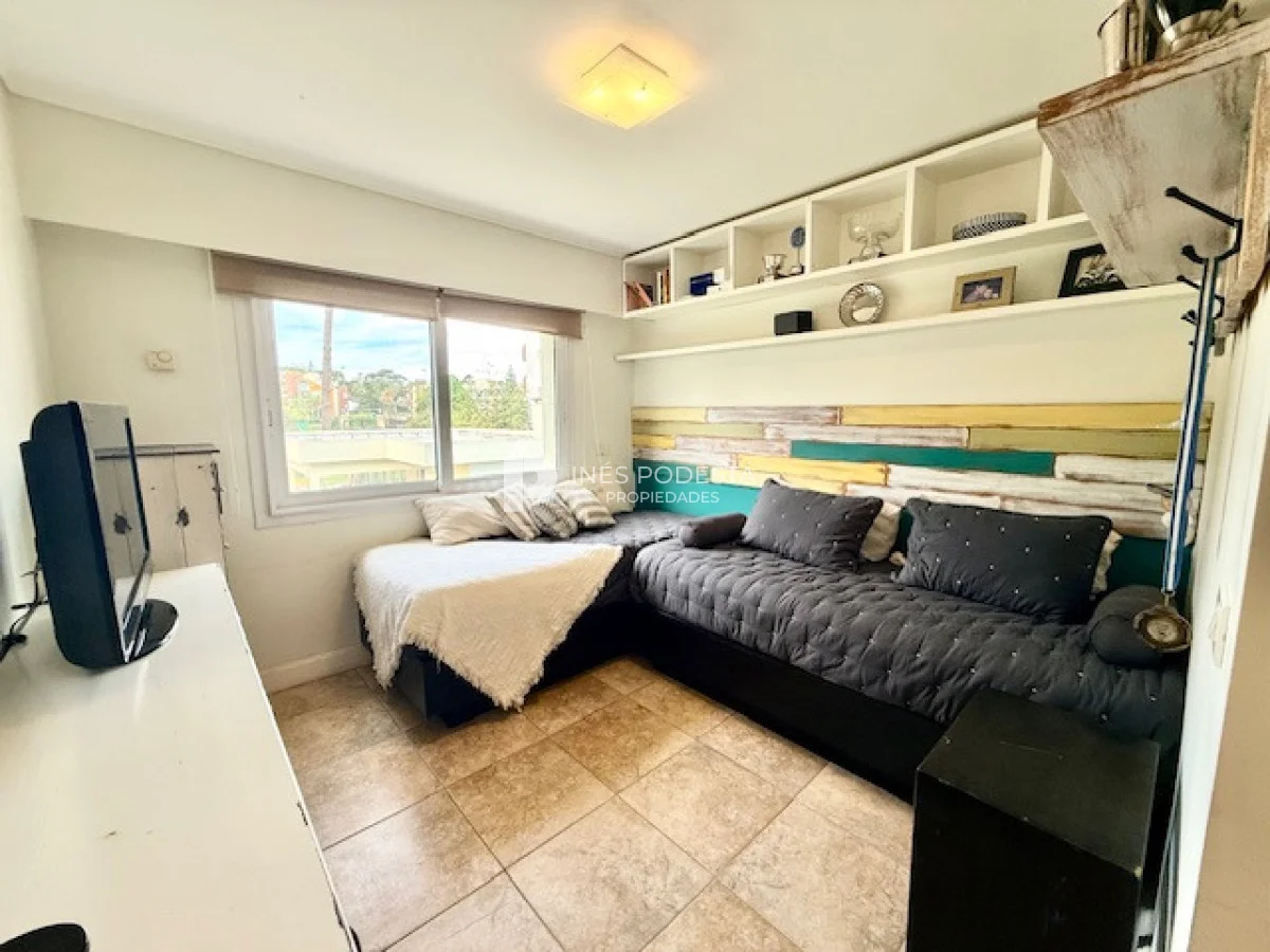 Apartamento en Playa Mansa, propiedad 264019 -Imagen 16