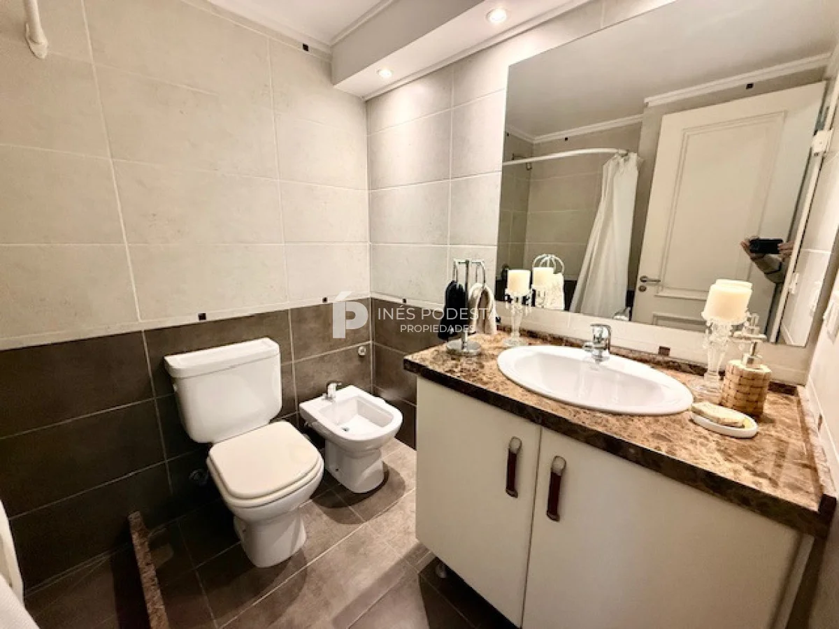 Apartamento en Playa Mansa, propiedad 264019 -Imagen 17