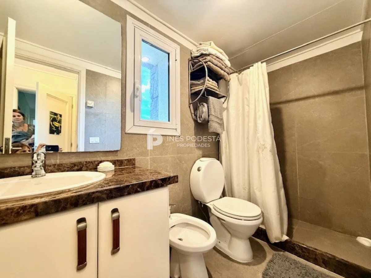 Apartamento en Playa Mansa, propiedad 264019 -Imagen 19