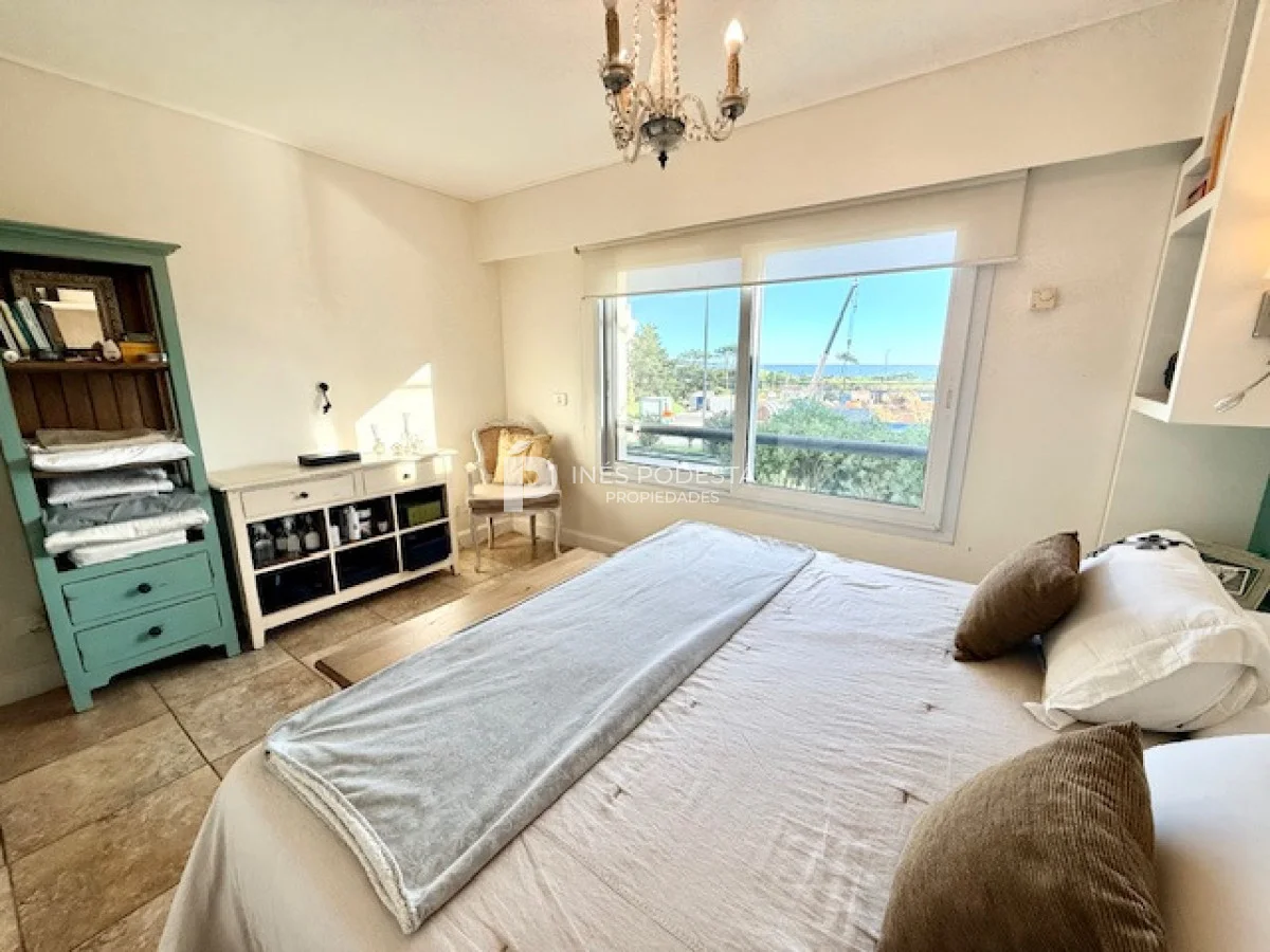Apartamento en Playa Mansa, propiedad 264019 -Imagen 21