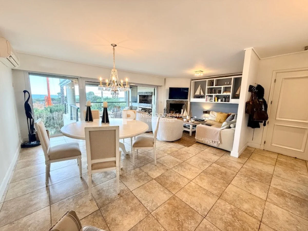 Apartamento en Playa Mansa, propiedad 264019 -Imagen 6