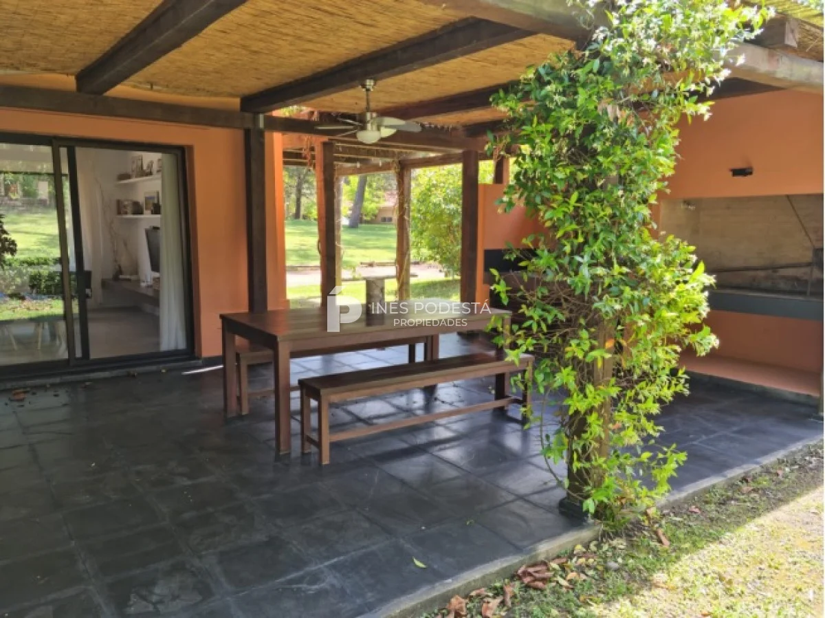 Casa en Pinares, propiedad 269839 -Imagen 2