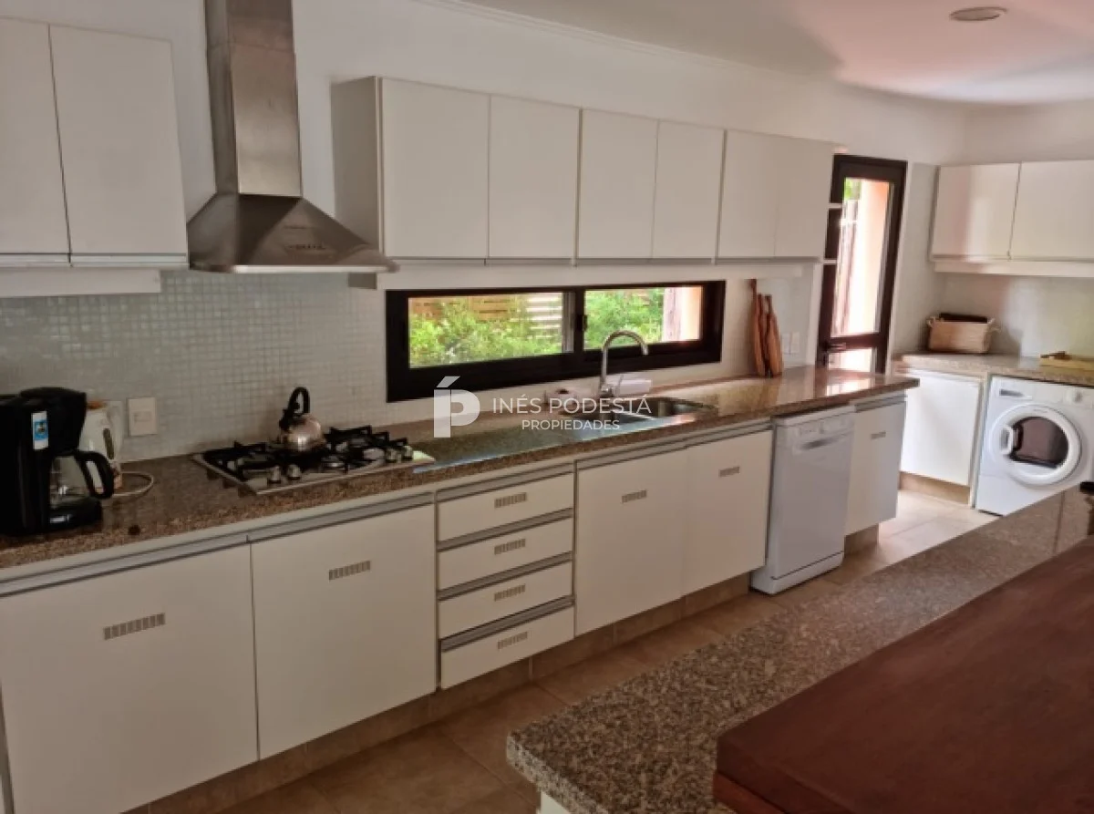 Casa en Pinares, propiedad 269839 -Imagen 5
