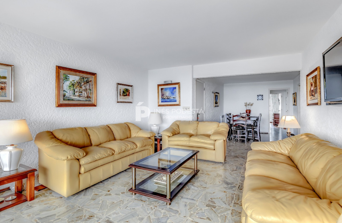 Apartamento en Playa Mansa, propiedad 274235 -Imagen 5