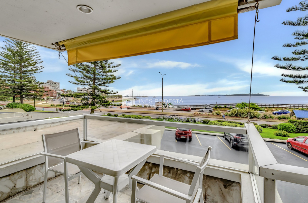 Apartamento en Playa Mansa, propiedad 274235 -Imagen 1