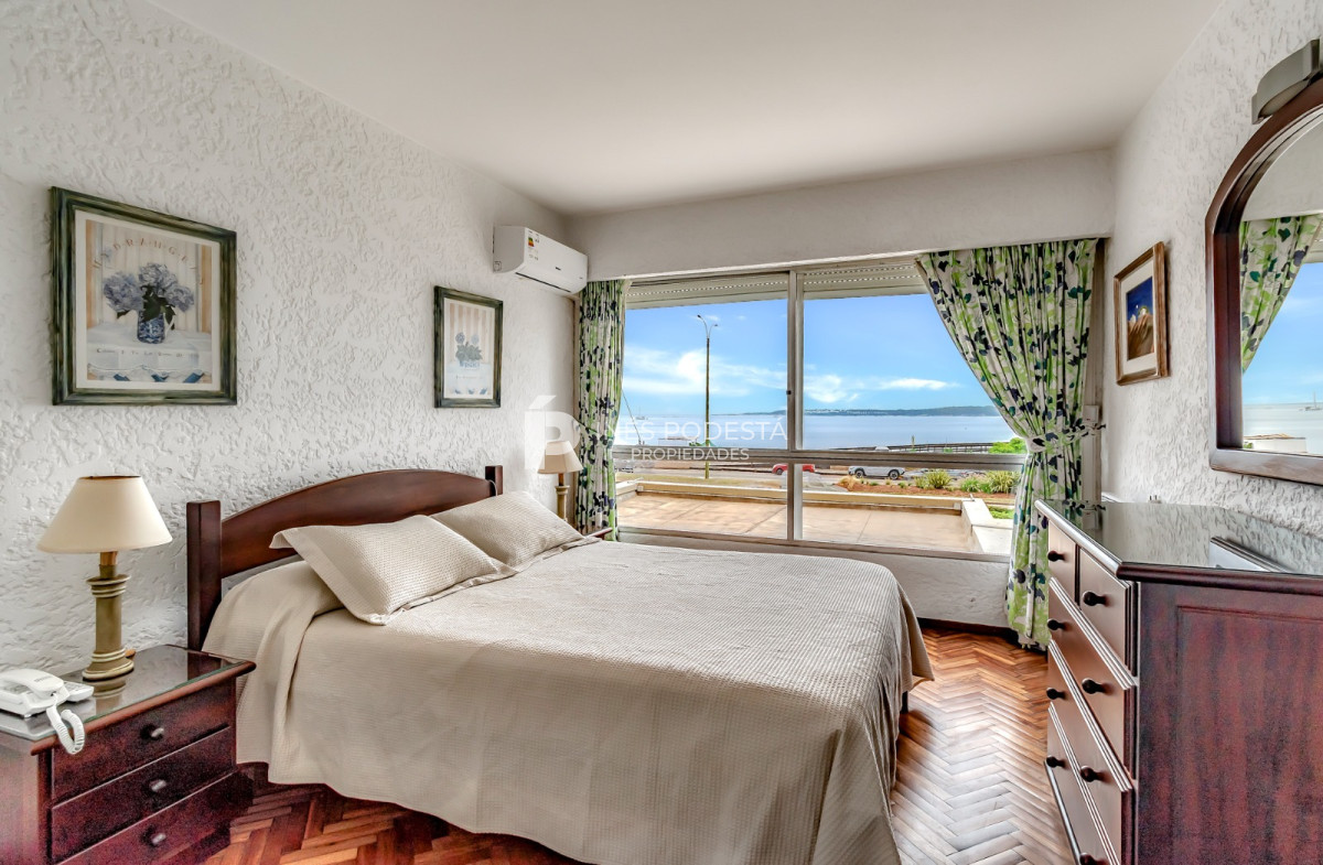 Apartamento en Playa Mansa, propiedad 274235 -Imagen 8