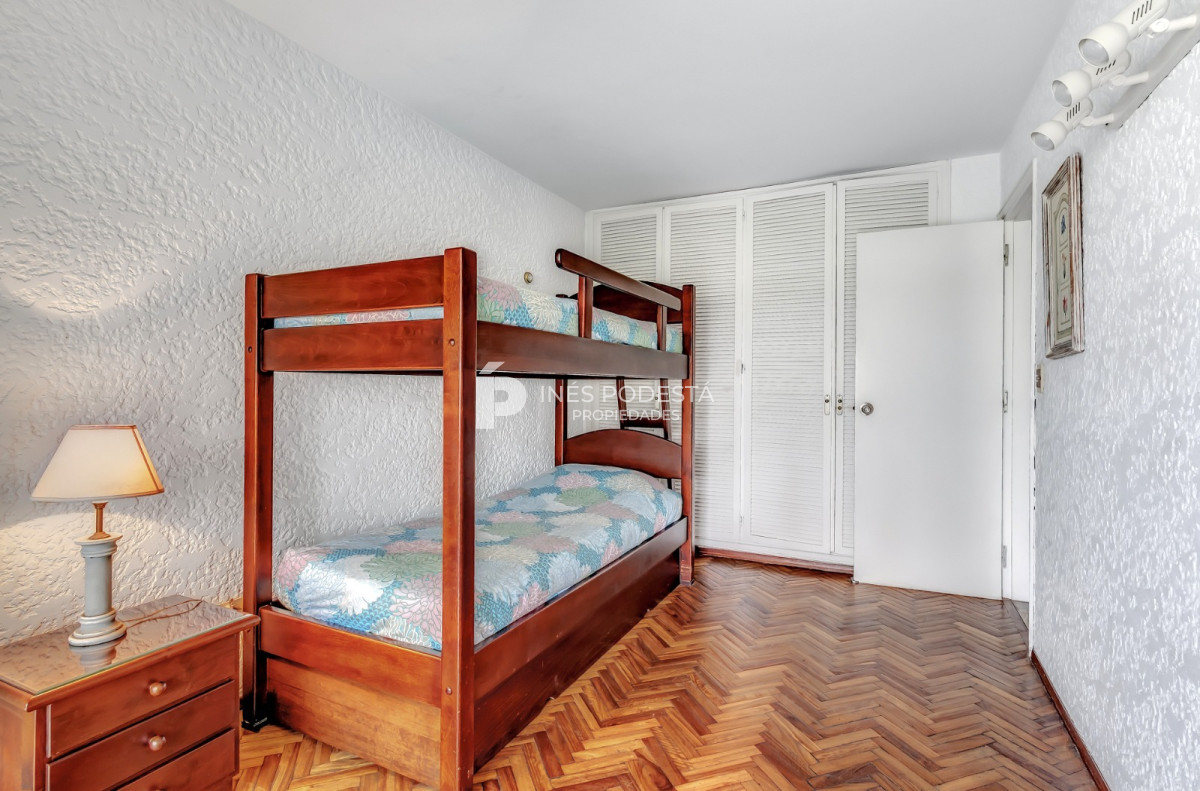 Apartamento en Playa Mansa, propiedad 274235 -Imagen 15