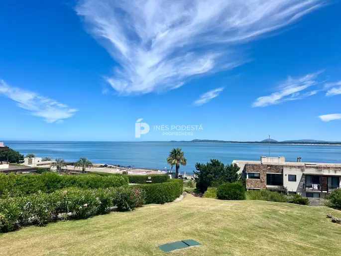 Venta  4 dormitorios y 3 baños