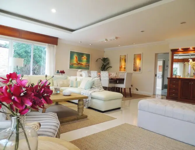 VENTA CASA EN MANSA  4 DORMITORIOS