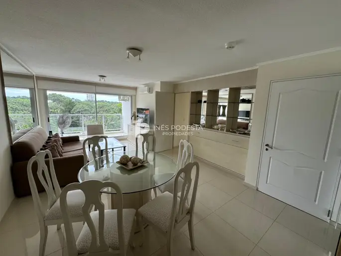 Apartamento en Alquiler, Mansa, Punta del Este, 2 Dormitorios.