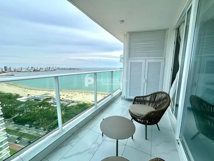 Alquiler en Mansa a estrenar con 2 suites más toilette vista al mar