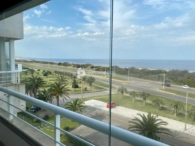Apartamento en Alquiler 3 Dormitorios en Brava