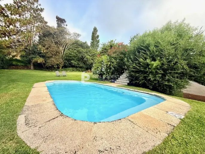 Se vende estupendo lote con casa