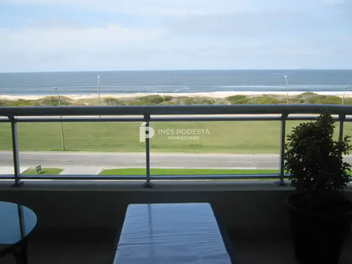 Apartamento en Venta 3 Dormitorios.