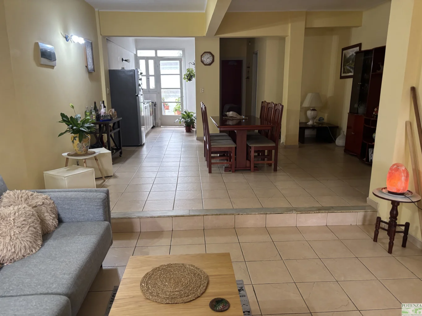 Casa en Tres Cruces, propiedad 272968 -Imagen 1