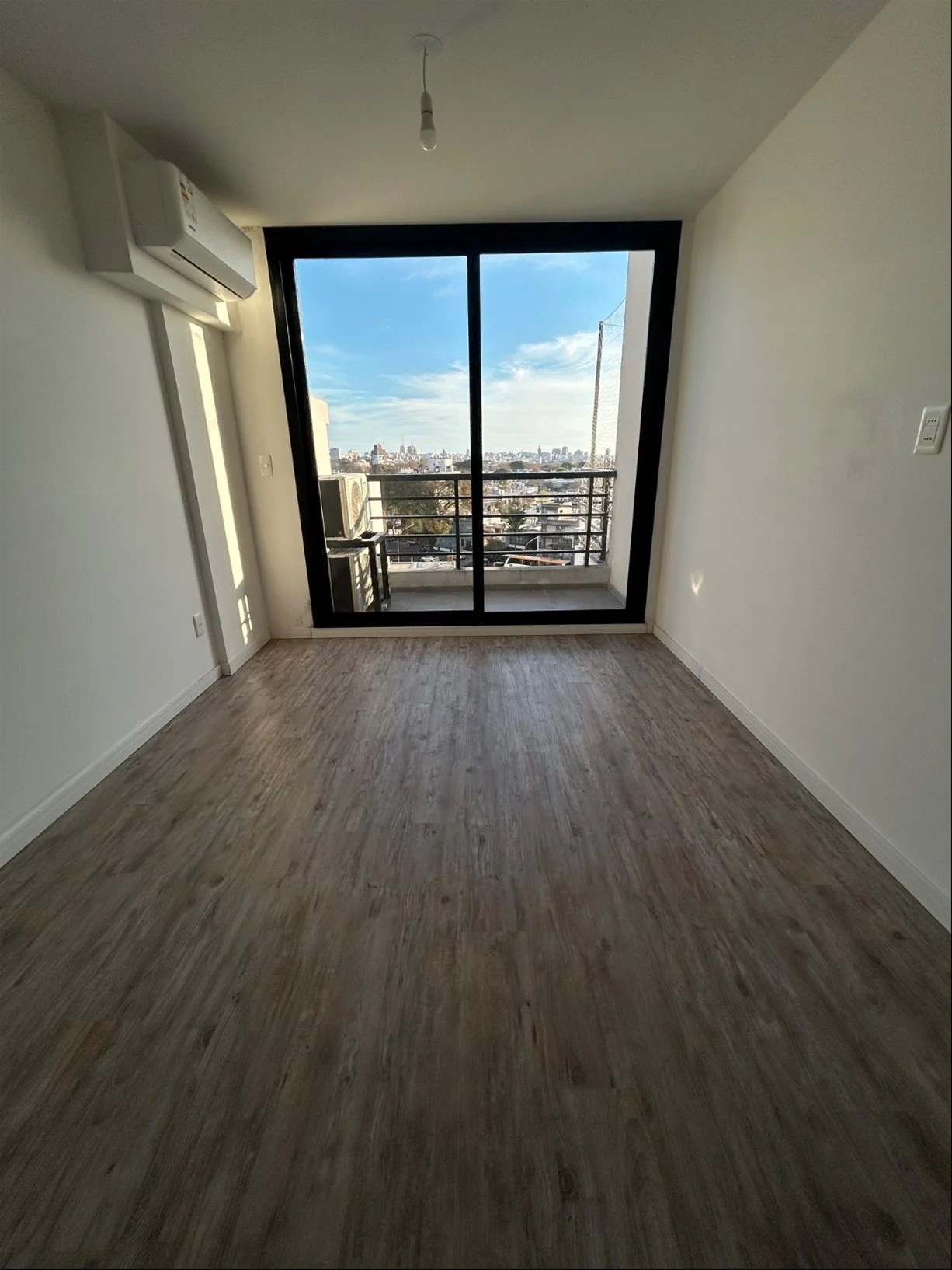 Apartamento en Tres Cruces, propiedad 299879 -Imagen 3