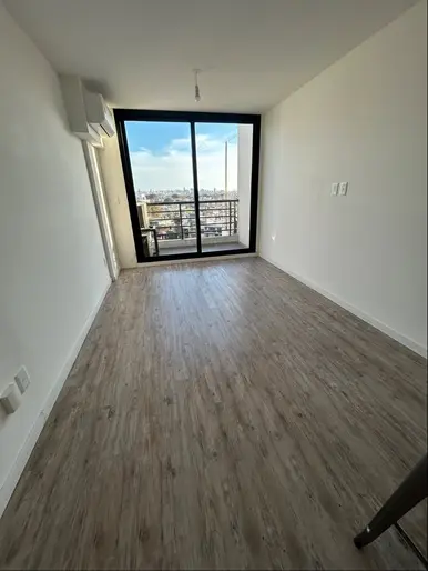Venta apartamento 3 cruces de  un dormitorio con terraza