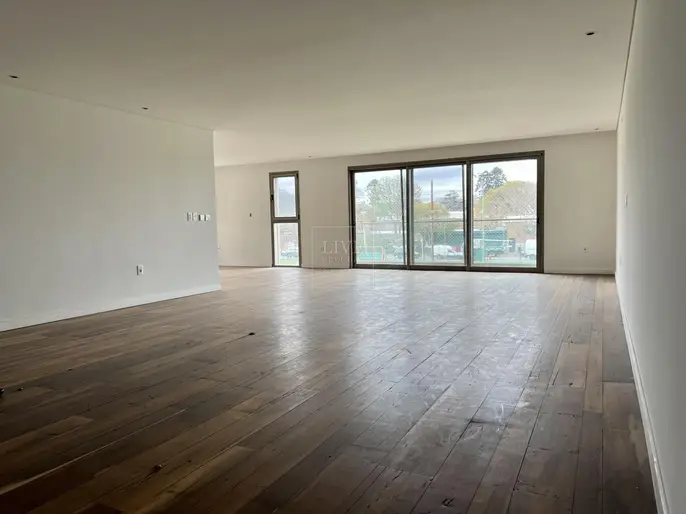 Apartamento en venta 2 dormitorios,a pocas cuadras de Arocena,  en Carrasco