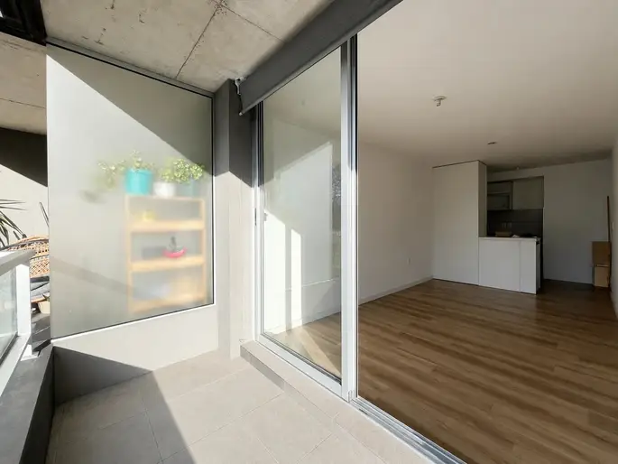 Alquiler luminoso apartamento de 1 dormitorio en Cordón con balcón