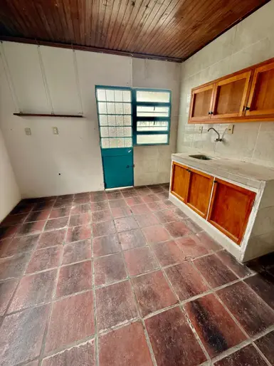 Apartamento en alquiler c/ cochera en Villa Española